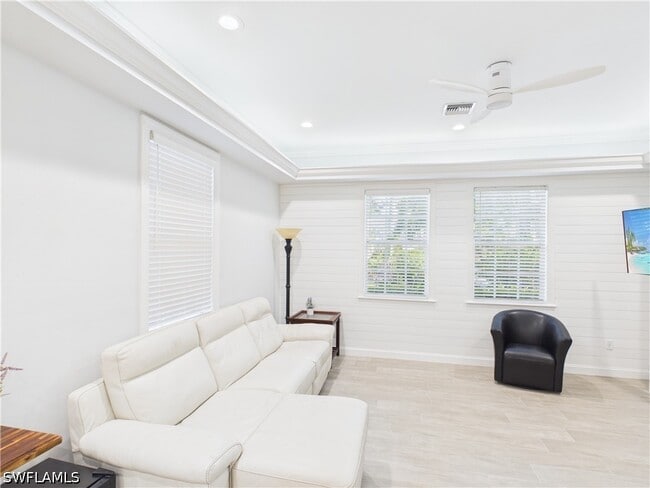 Building Photo - 6072 Polly Ave