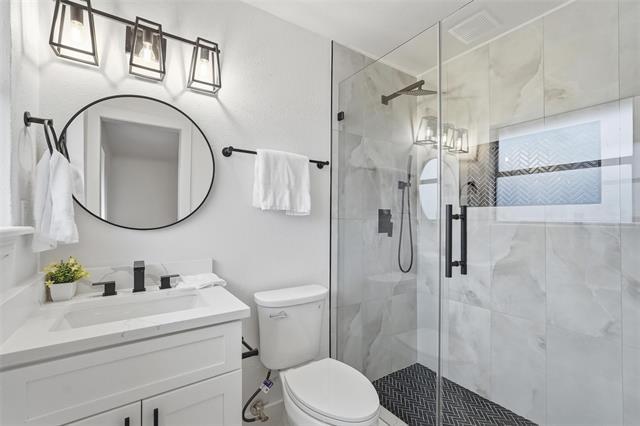 Building Photo - 763 Lakeside Dr