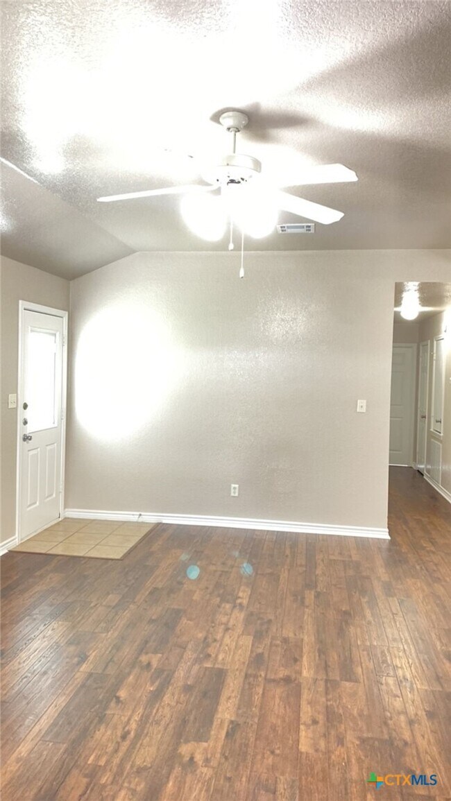 Building Photo - 3605 Westwood Dr