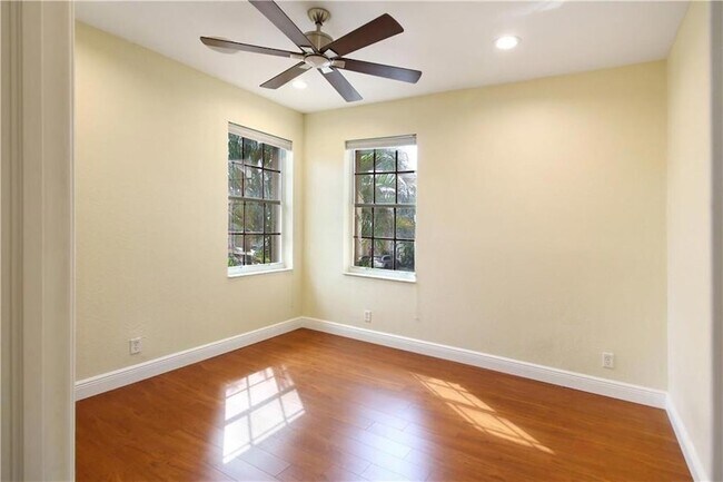Building Photo - 5873 NW 120th Terrace