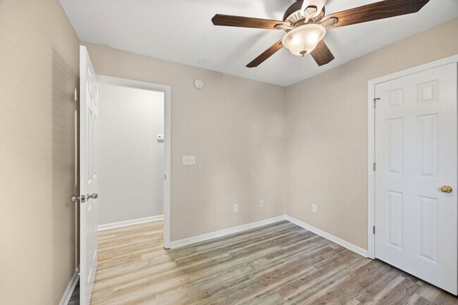 Building Photo - Comfortable 3BR Ranch with 2-Car Garage in Northwoods Pointe