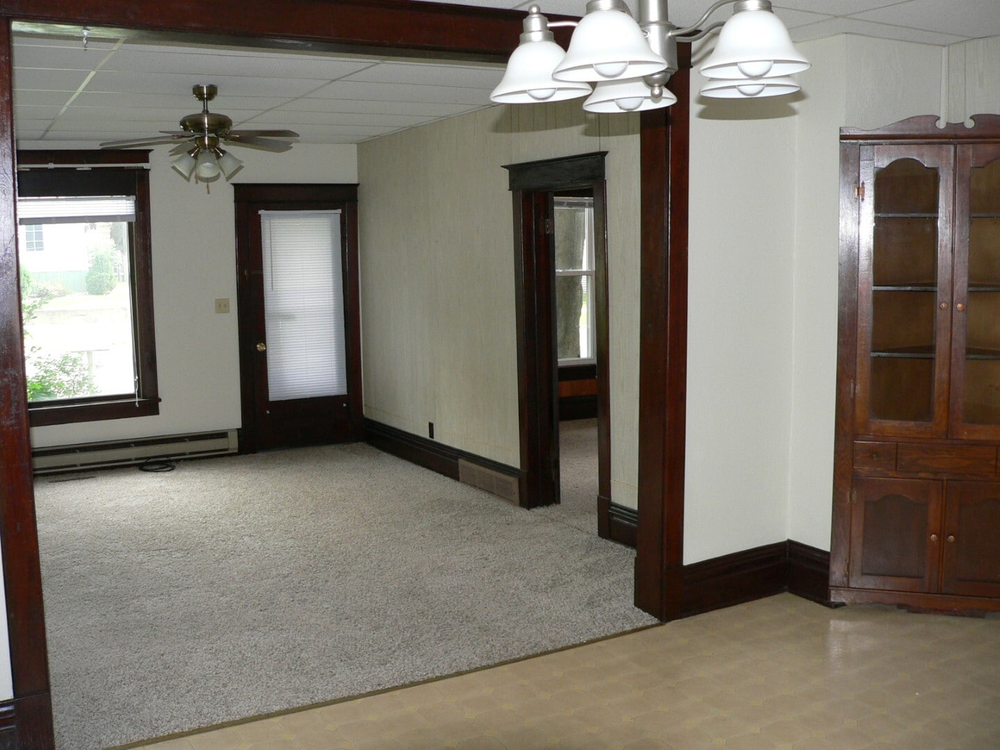 Building Photo - 2 S Rural St