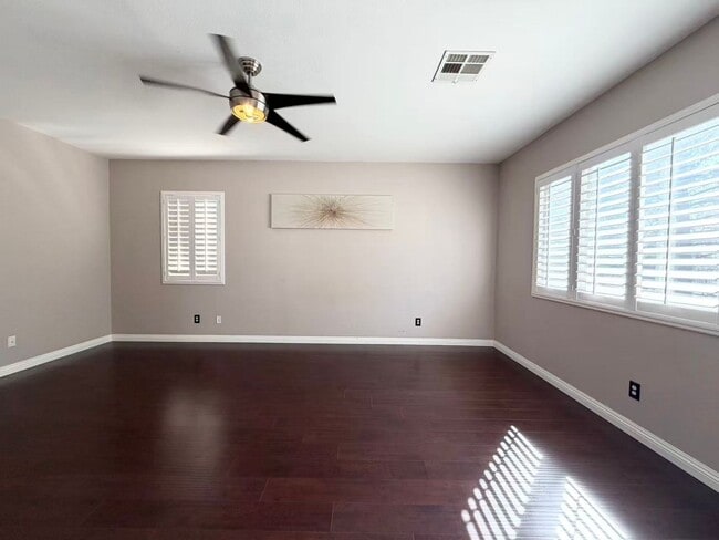 Building Photo - Wonderful corner lot home features 4 bedrooms and 3 full bathrooms