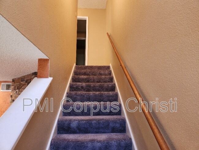 Building Photo - 6702 Everhart Rd