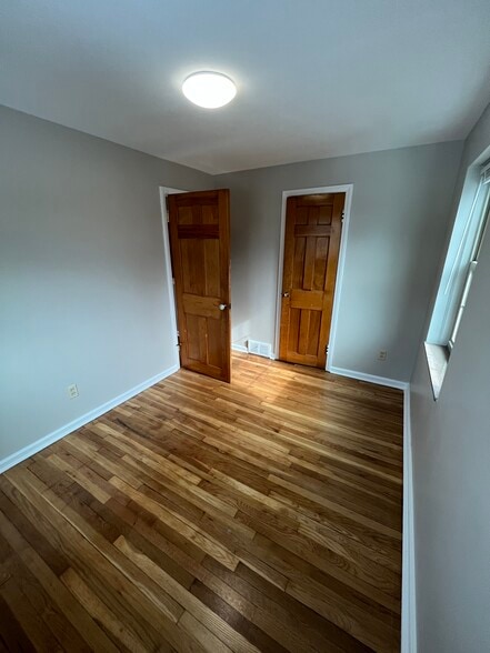 Second upstairs bedroom with closet - 270 E 200th St