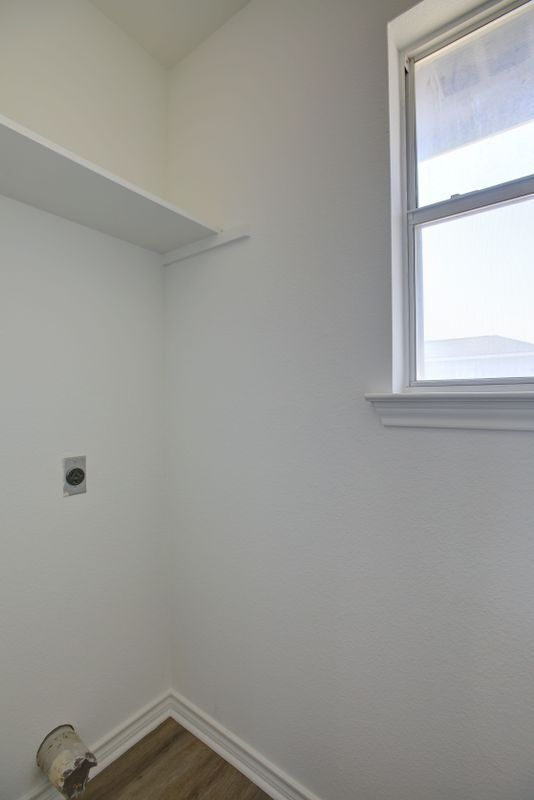 Building Photo - 450 Shady Bluff Dr