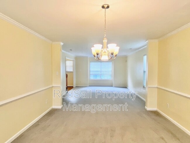 Building Photo - 941 Willbrook Rd