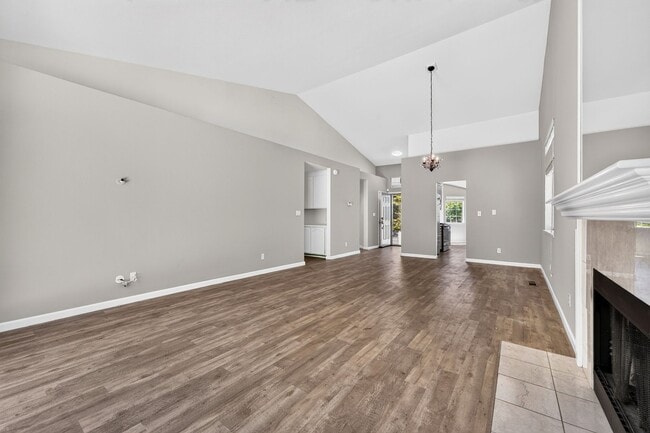 Building Photo - Single-Story Black Diamond Beauty on a Quiet Court with Private Backyard!!