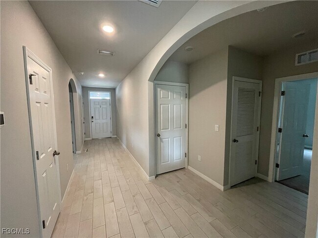 Building Photo - 16645 Elkhorn Coral Dr