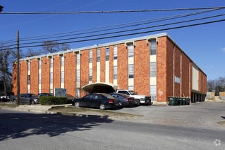 Building Photo - The Edge Apartments