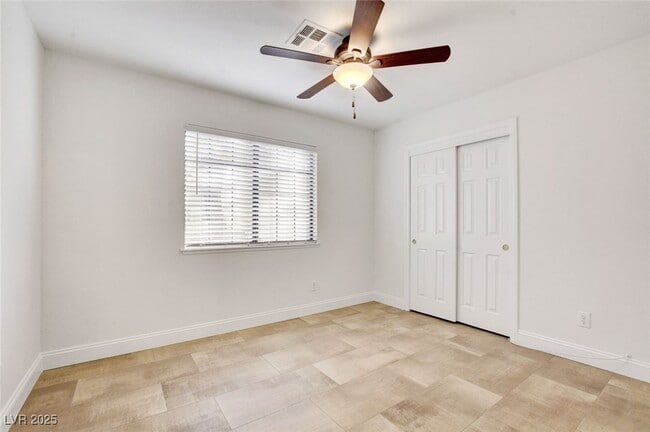Building Photo - 5100 Linkside Dr