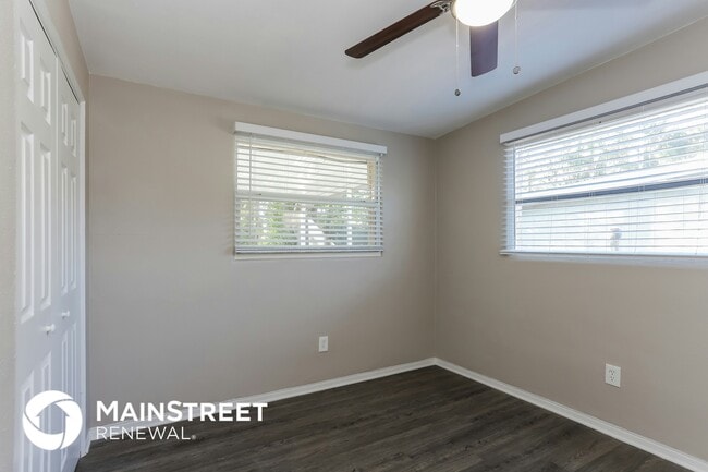 Building Photo - 1432 Poinciana Dr