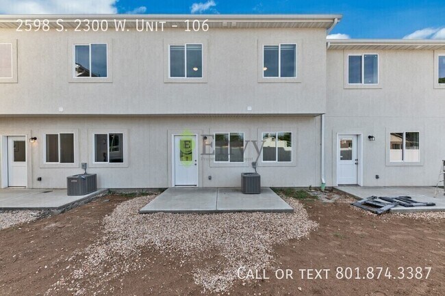 Building Photo - 2598 S 2300 W St