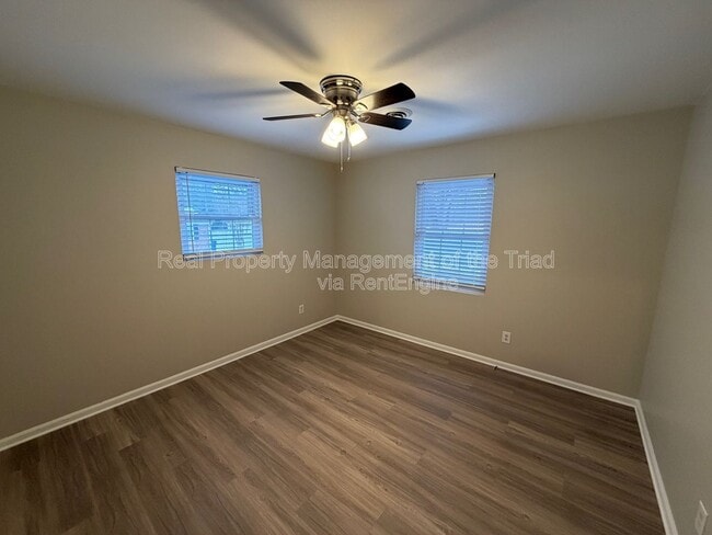 Building Photo - 603 S Main St