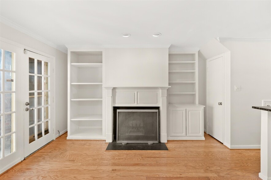 Building Photo - 1815 Biltmore St NW