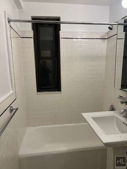 Building Photo - EAST 56 STREET