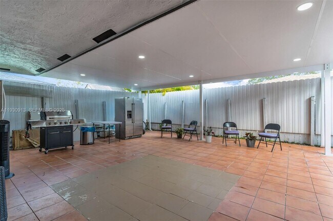 Building Photo - 20823 SW 126th Ct