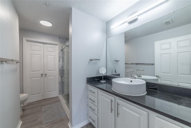 Building Photo - 501 Knights Run Ave