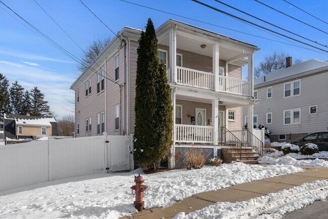 Building Photo - 22 Leonard St