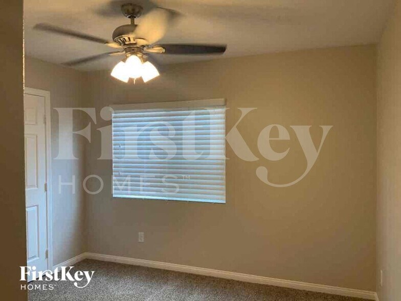 Building Photo - 7248 Sierra Moon Ct