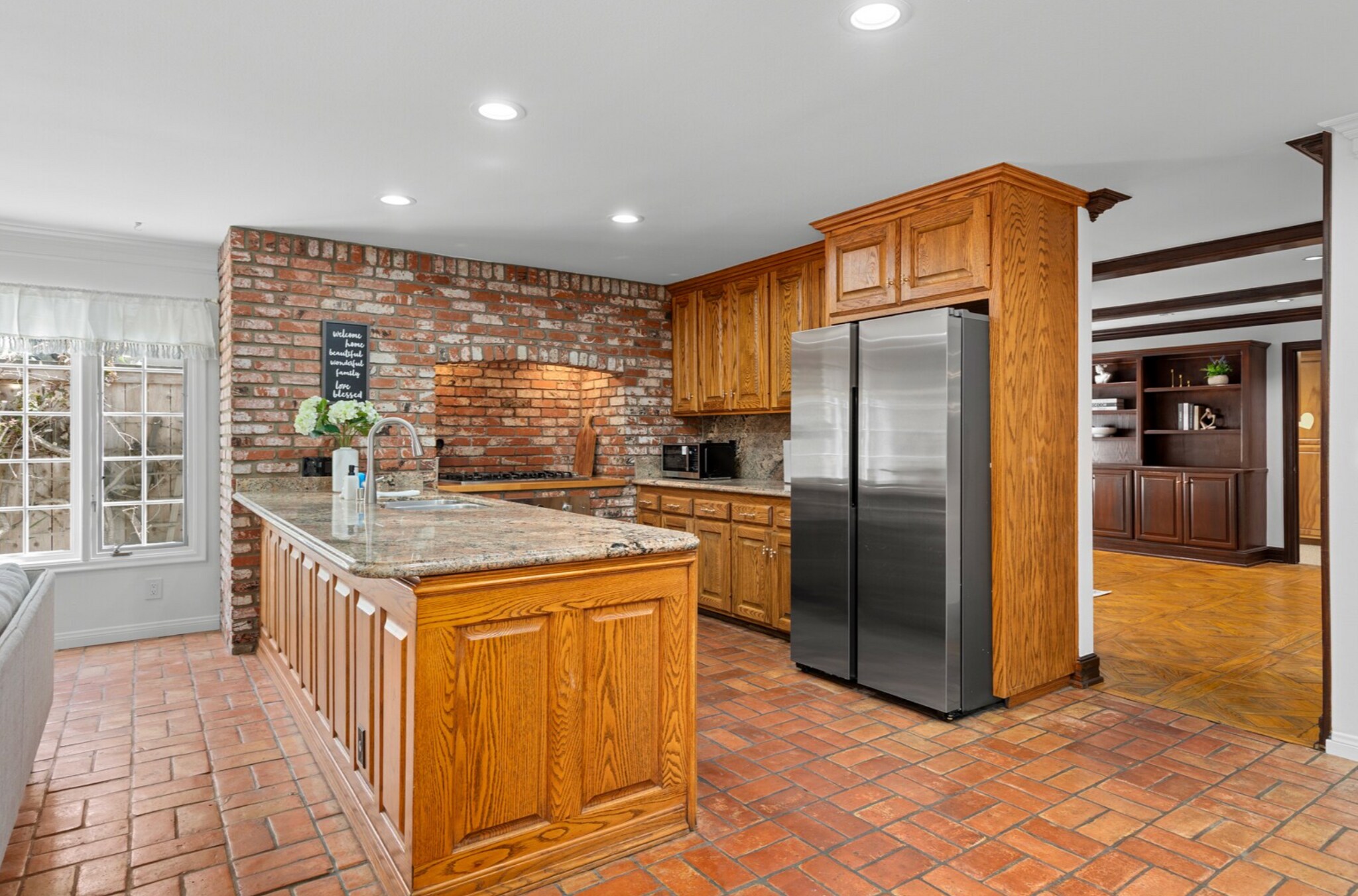 Building Photo - 16842 Harkness Cir