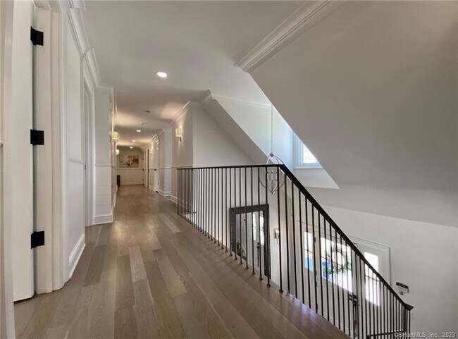 Building Photo - 7 Whaling Rd