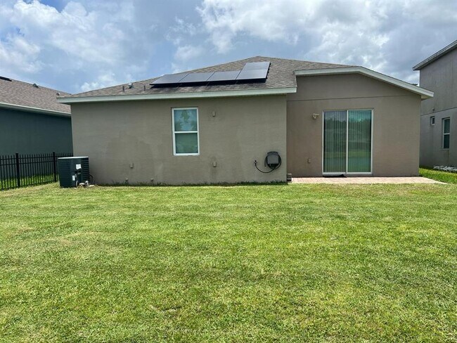 Building Photo - 3222 Stratton Cir