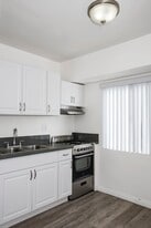 Building Photo - Arcadia Sands