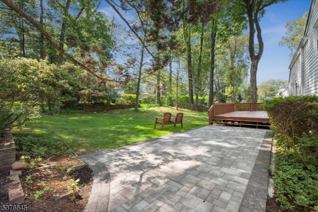 Building Photo - 19 Braidburn Way