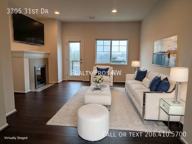 Building Photo - 3305 31st Dr