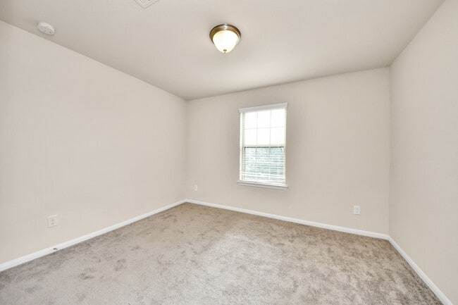 Building Photo - 2714 Birchwood Meadow Ct