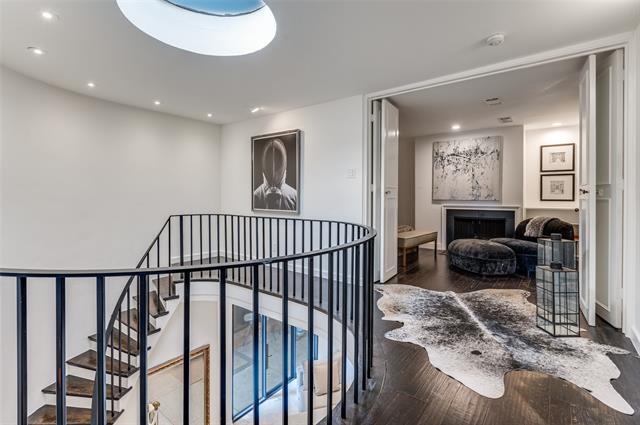 Building Photo - 3717 Prescott Ave