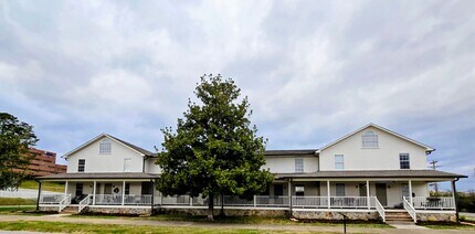 Building Photo - Calvary Park Apartments