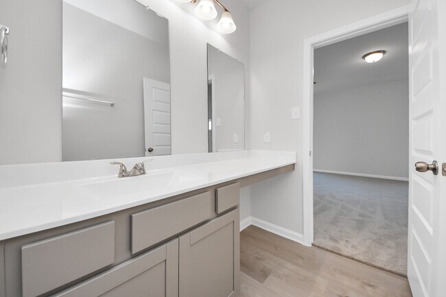 Building Photo - 15523 Fathom Line Wy