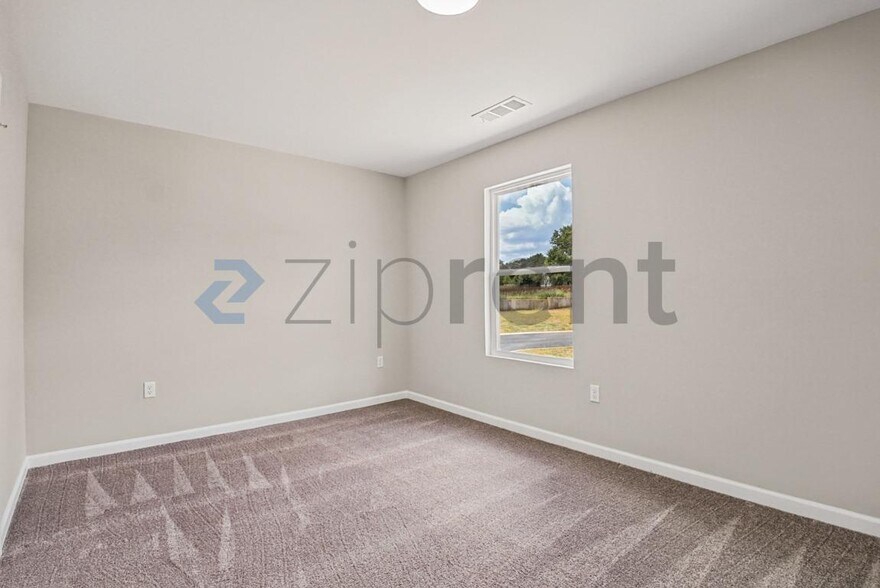 Building Photo - Unit Unit 2