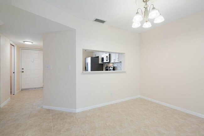 Building Photo - 6384 Boca Cir