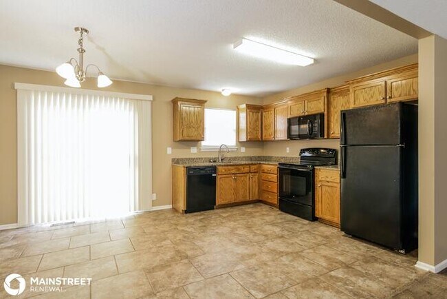 Building Photo - 1411 NW High View Dr, Grain Valley, MO 64029