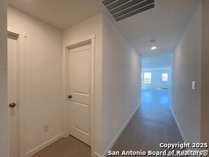 Building Photo - 3402 Gingham Pt