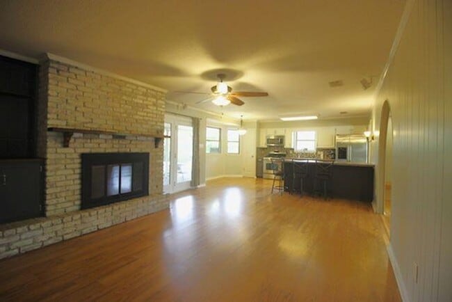 Building Photo - Bon Village 4 BR 2 Bath home