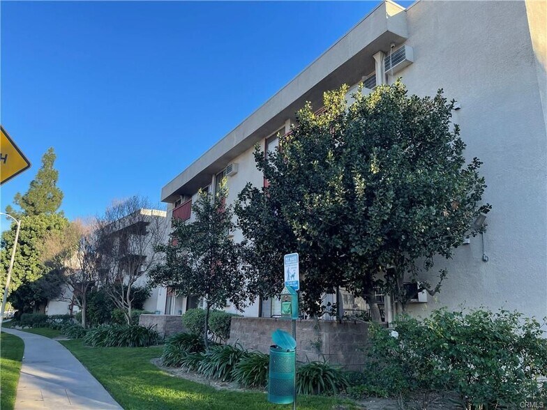 Building Photo - 20234 Cantara St