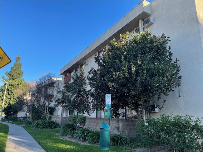 Building Photo - 20234 Cantara St