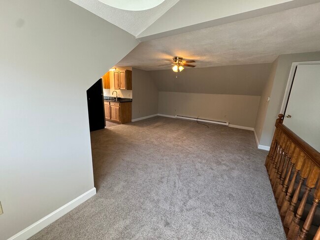 Building Photo - 61 Waverley Rd