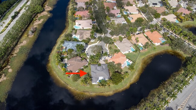 Building Photo - 3719 Oak Ridge Cir