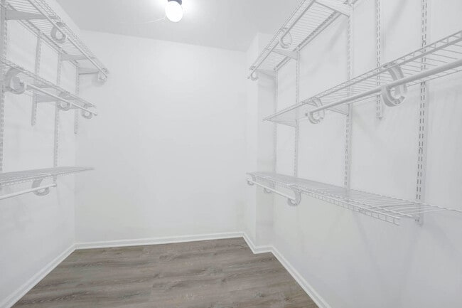 Building Photo - 141 W 63rd St