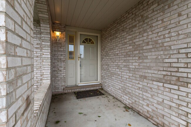Building Photo - 9147 Boardwalk Terrace