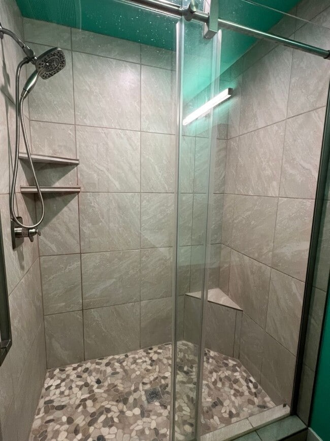 Building Photo - 1BED1BATH - Spacious Country Living in the City - BONUS ROOM, MINI SPLIT AC, PRIVATE PARKING, FEN...