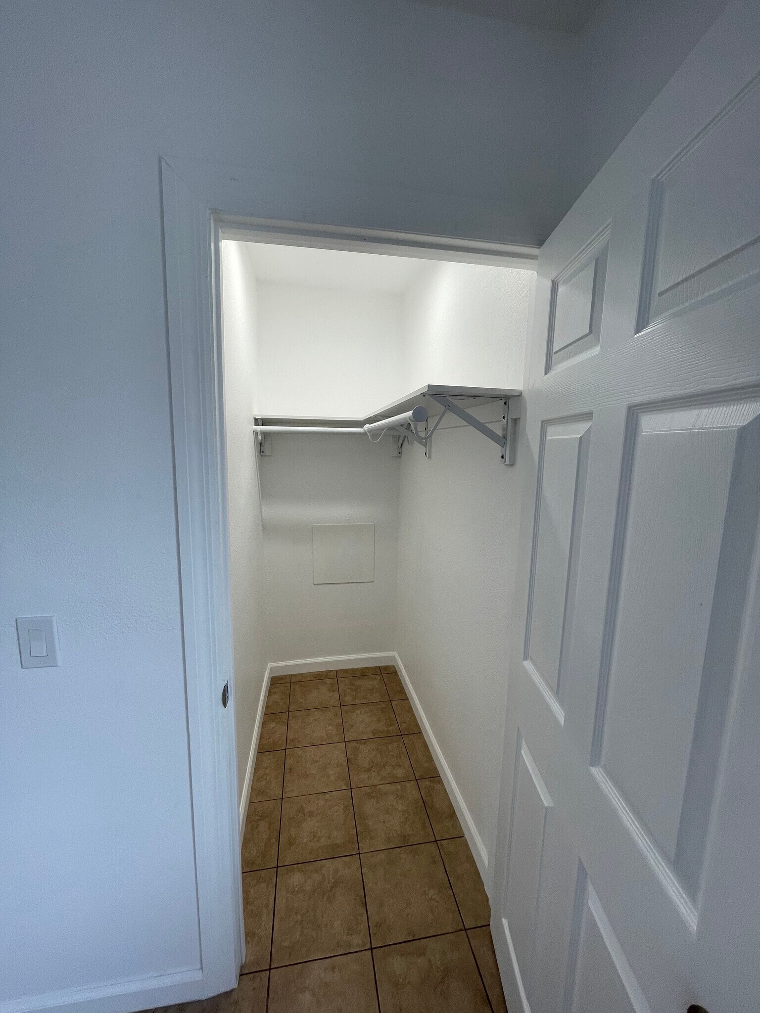 Building Photo - 1030 E 46th St