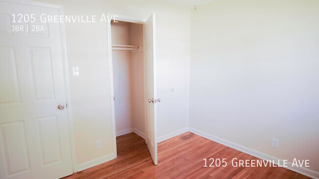 Building Photo - 1205 Greenville Ave