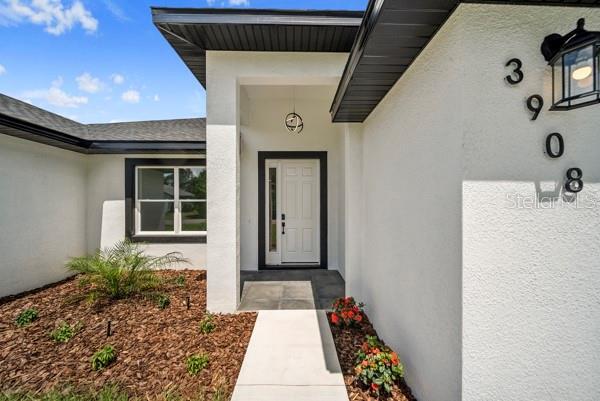 Building Photo - 3908 Garienda Ave
