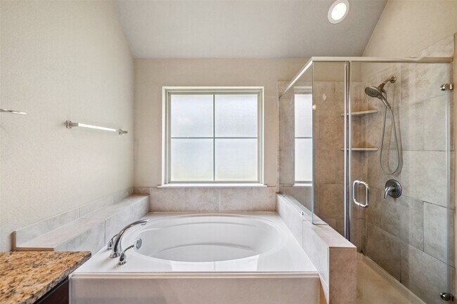 Building Photo - 13402 E Summer Chase Cir